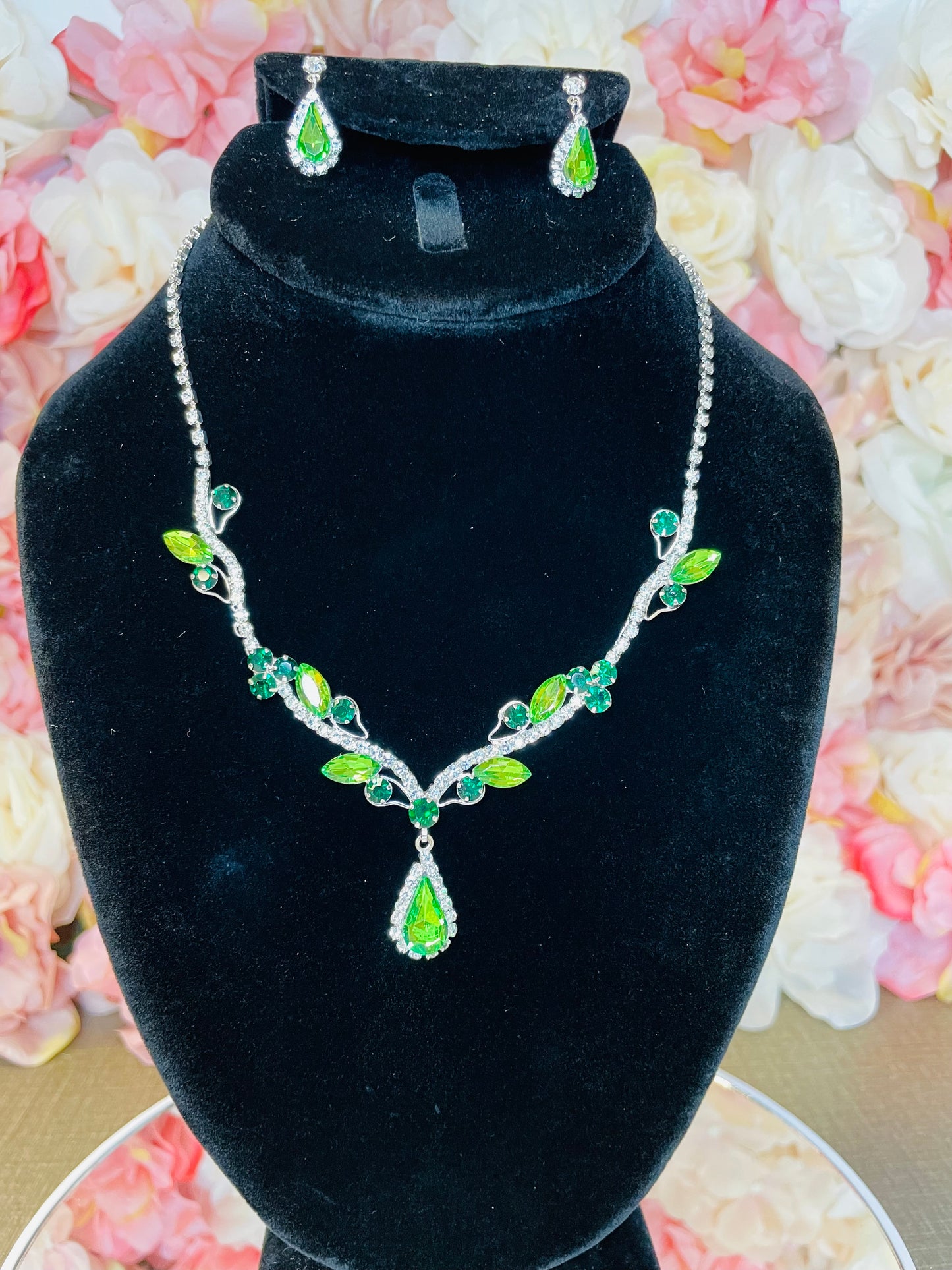 Sage and Emerald Necklace and Earrings Set