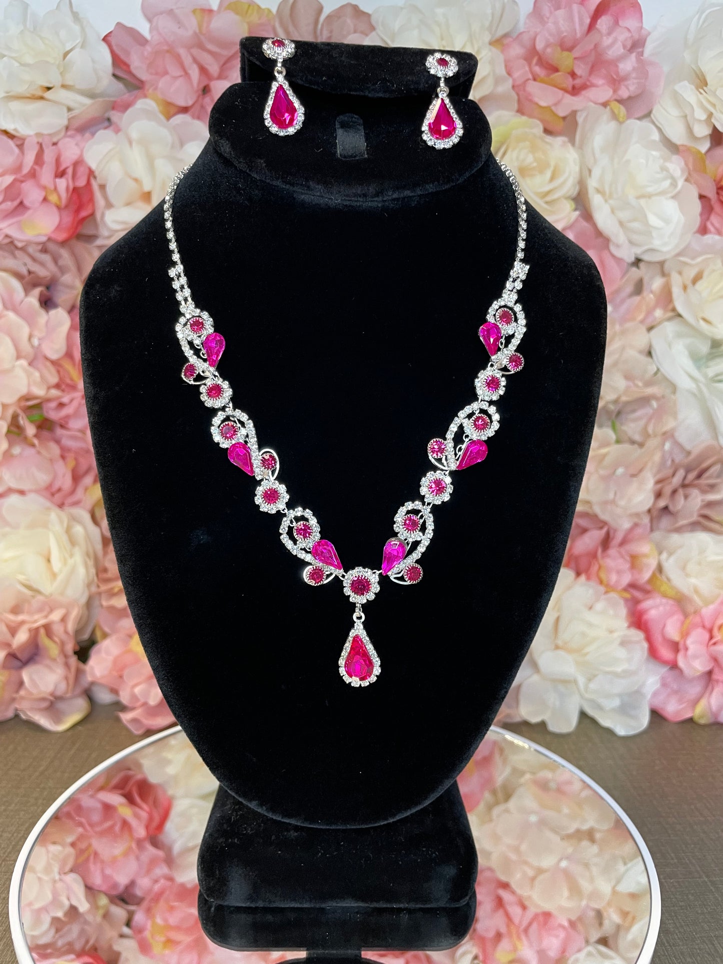 Fuchsia Necklace and Earrings Set