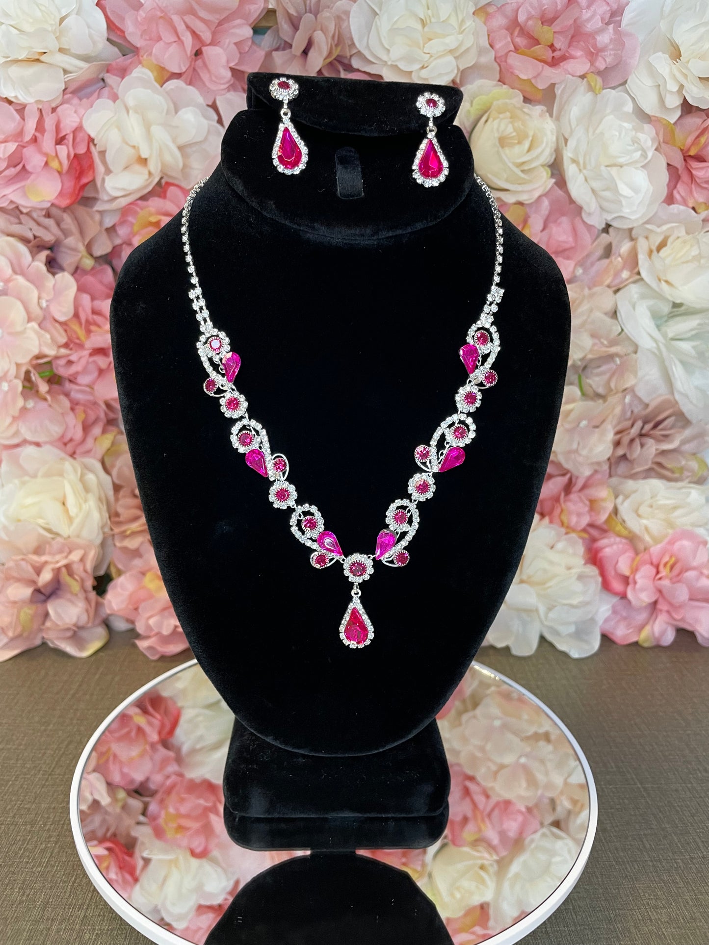 Fuchsia Necklace and Earrings Set