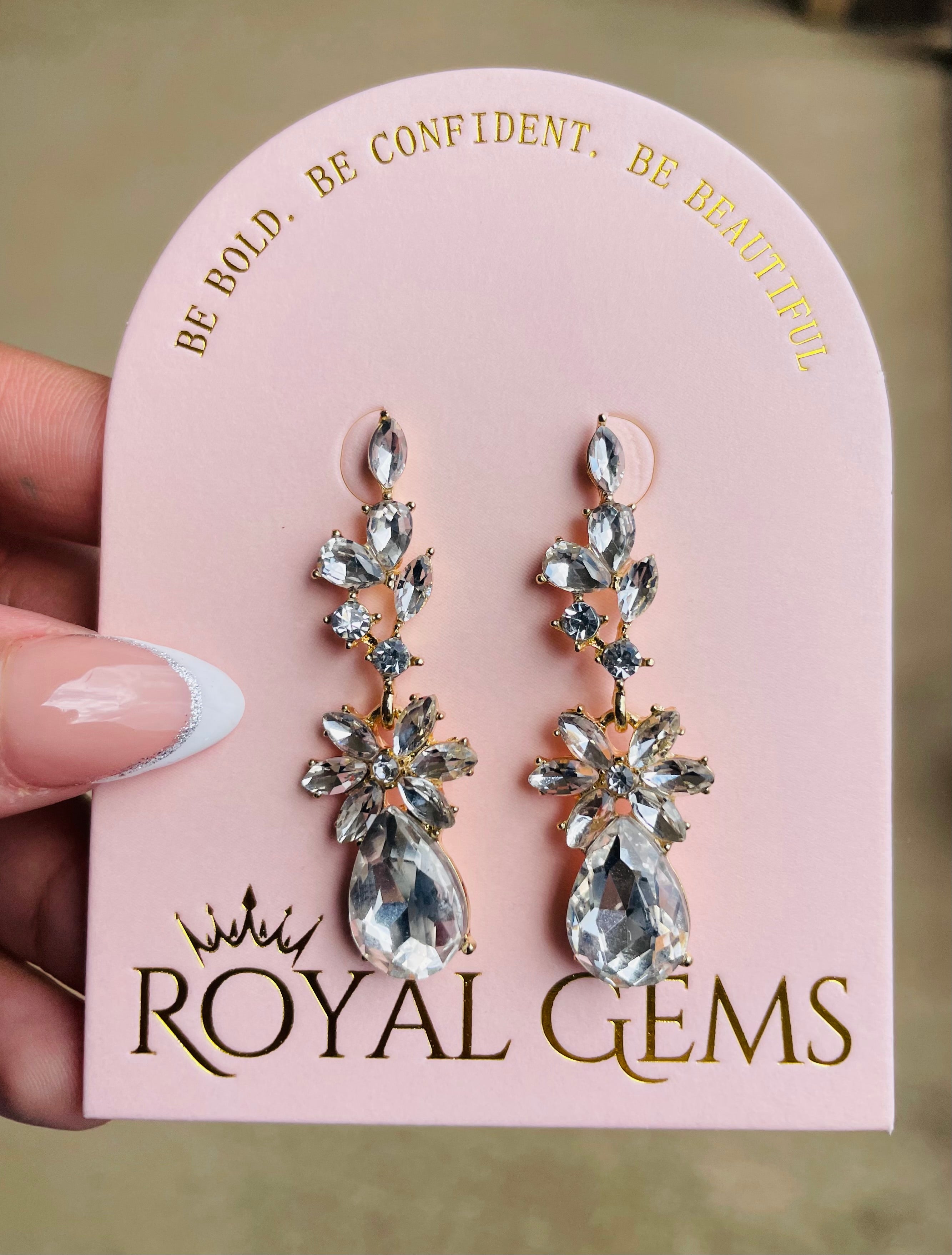 gold chandelier earrings for prom 